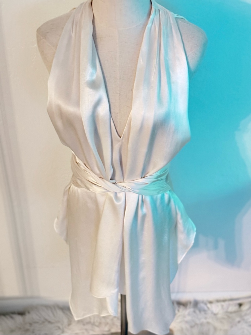 Elizabeth and James 100% Silk Satin Halter Wrap Blouse Cream/Off-Wht M Romantic - Picture 10 of 12